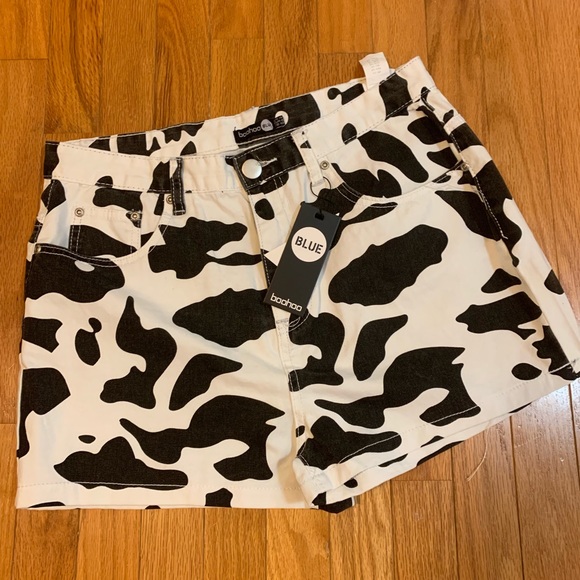 Boohoo Pants - Boohoo cow print high rise shorts size 10 Boohoo Pants - Boohoo cow print high rise shorts size 10